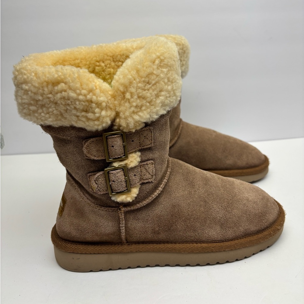 Koolaburra Suede Shearling Ankle Boots - Tan, SZ 6, box 34